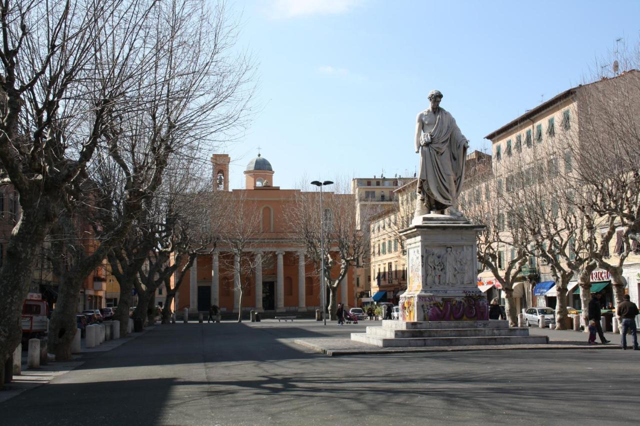H33 Boutique Apartment In Livorno Centro Bagian luar foto